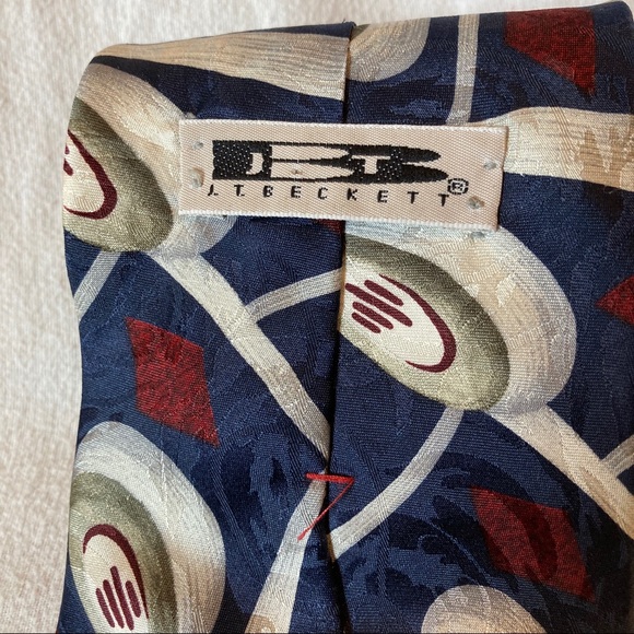 FREE IF BUNDLED JT Beckett Neck Tie Red, White, & Blue 100% Italian Silk OS EUC - Picture 5 of 5